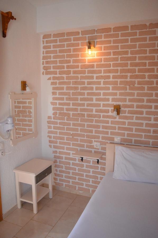 Anna George Studios Stafylos Bagian luar foto
